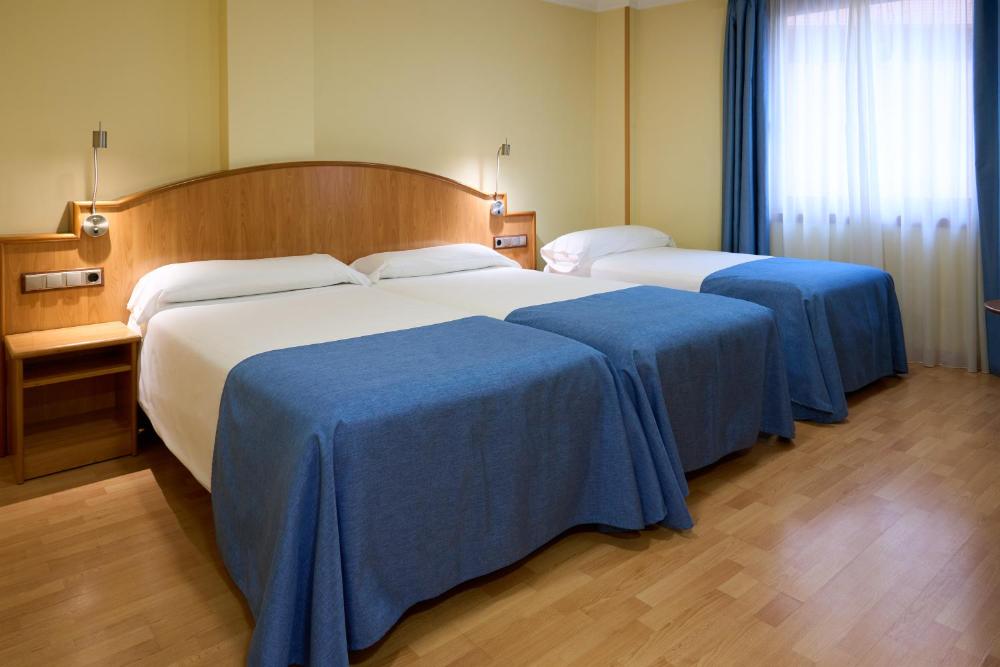 Triple Room interior